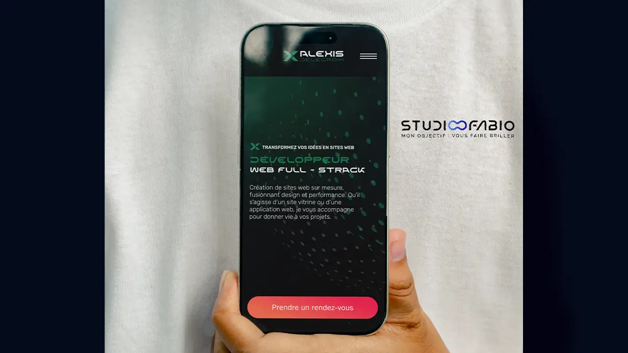 Création logo, cartes de visite et site vitrine pour un indépendant.